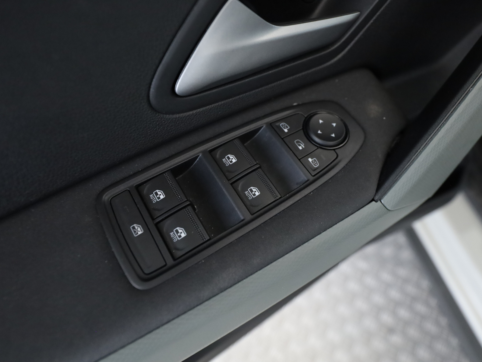 Dacia Duster – Bild 27