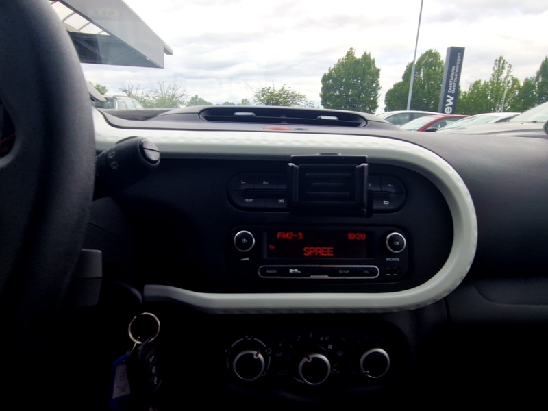 Fahrzeugabbildung Twingo 1.0 SCe 65 LTD. KLIMA*SOUND*TEMPOMAT*ALLW Bild 11 von 16