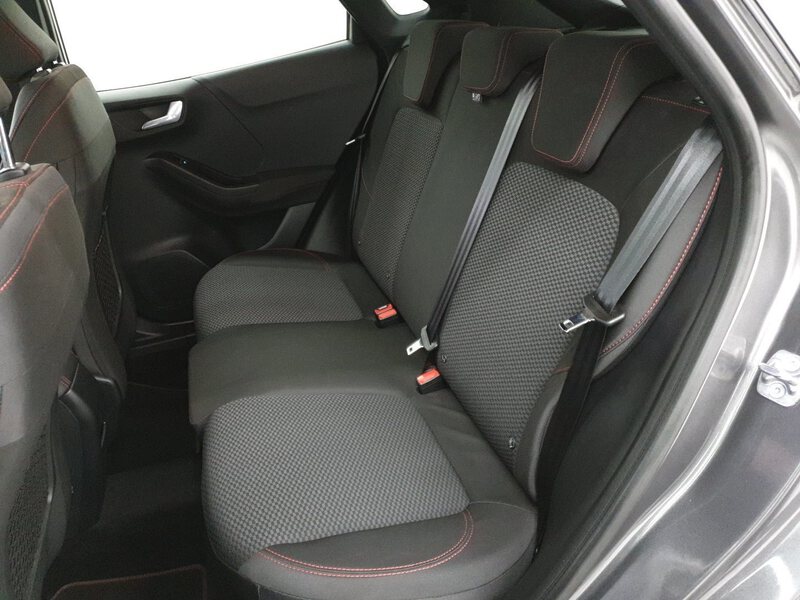 Fahrzeugabbildung Puma 1.0 EcoBoost MHEV ST-Line Bild 9 von 24