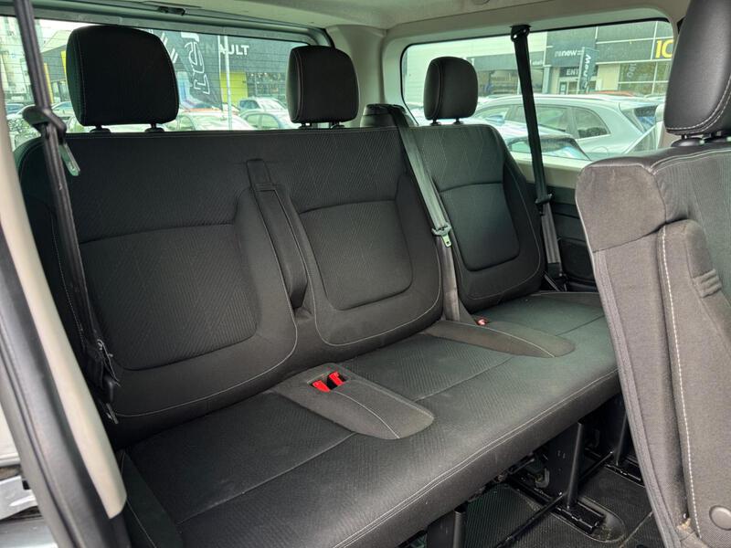 Renault Trafic Combi
