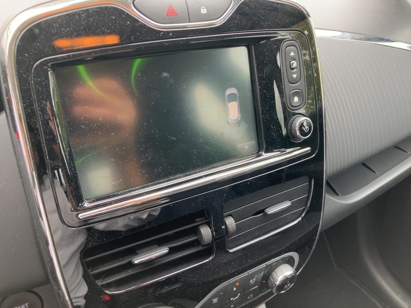 Fahrzeugabbildung Zoe Rückfahrkamera Bild 13 von 17