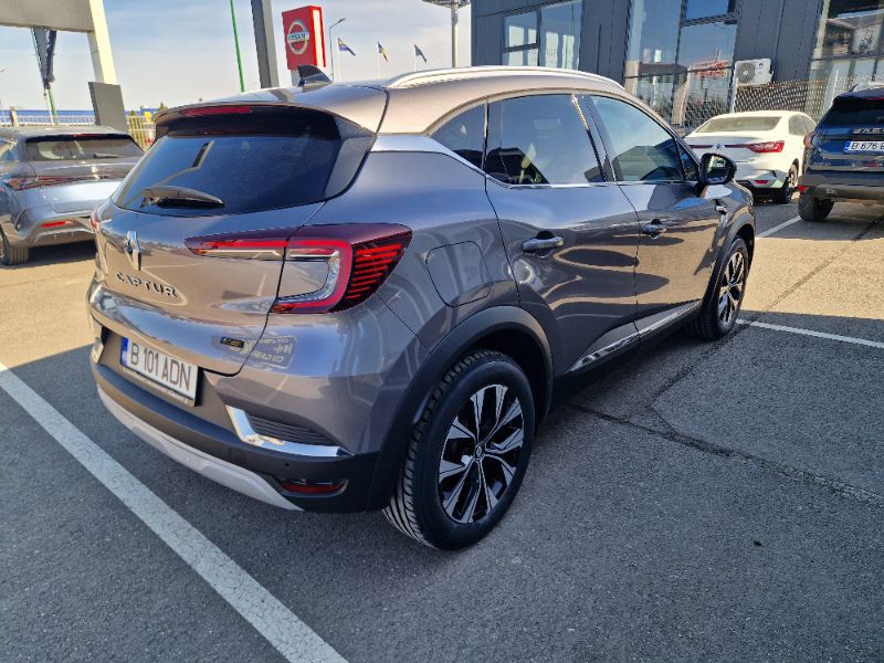 RENAULT Captur 2023 — imagine 3