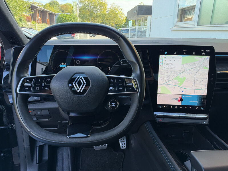 Fahrzeugabbildung Austral Techno Esprit Alpine E-TECH Full Hybrid 200 Bild 14 von 20