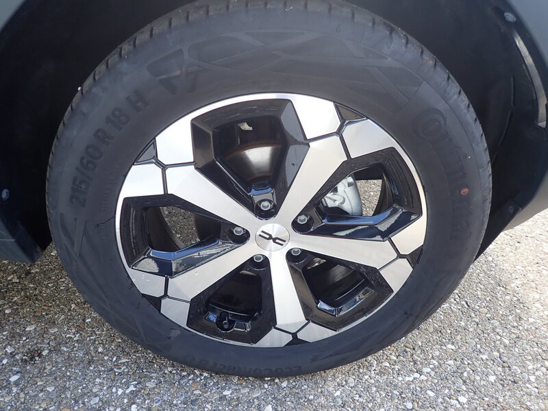 Fahrzeugabbildung Duster Mild-Hybrid 140 Journey Bild 3 von 16