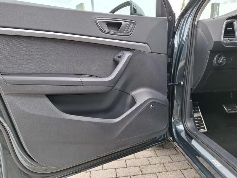 Fahrzeugabbildung Ateca FR 1.5 TSI ACT 110 kW (150 PS) 7-Gang DSG Bild 39 von 48