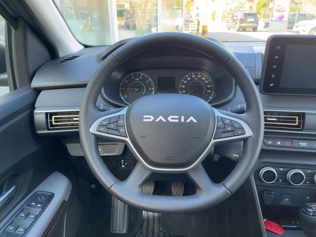 Dacia Sandero – Bild 9