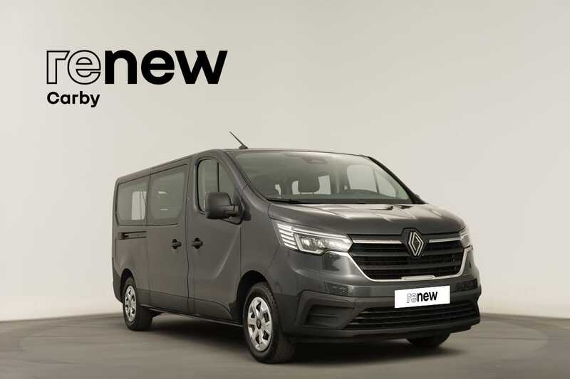 RENAULT Trafic Trafic 2.0 Blue dCi L2 Grand Equilibre — photo 2