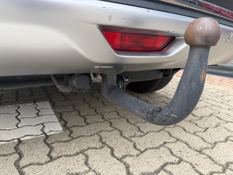 Fahrzeugabbildung Koleos X-Tronic-CVT Bild 46 von 46