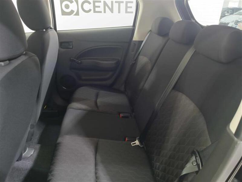 Mitsubishi Space