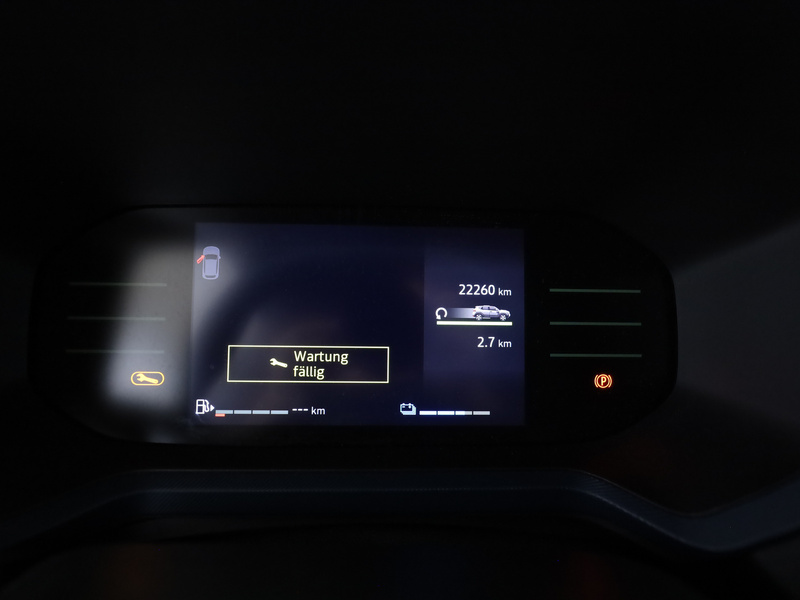Fahrzeugabbildung Duster Apple CarPlay SHZ Bild 14 von 19
