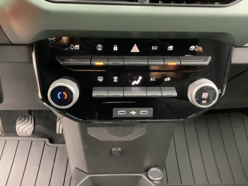 Fahrzeugabbildung Spring Extreme ELECTRIC 65 *CCS *Kamera *Navi Bild 14 von 15