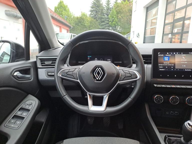 Renault Clio – Bild 15