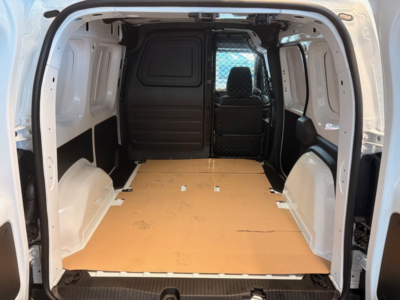 Fahrzeugabbildung Kangoo Rapid Advance L1 Blue dCi 95 MY24 Bild 3 von 12