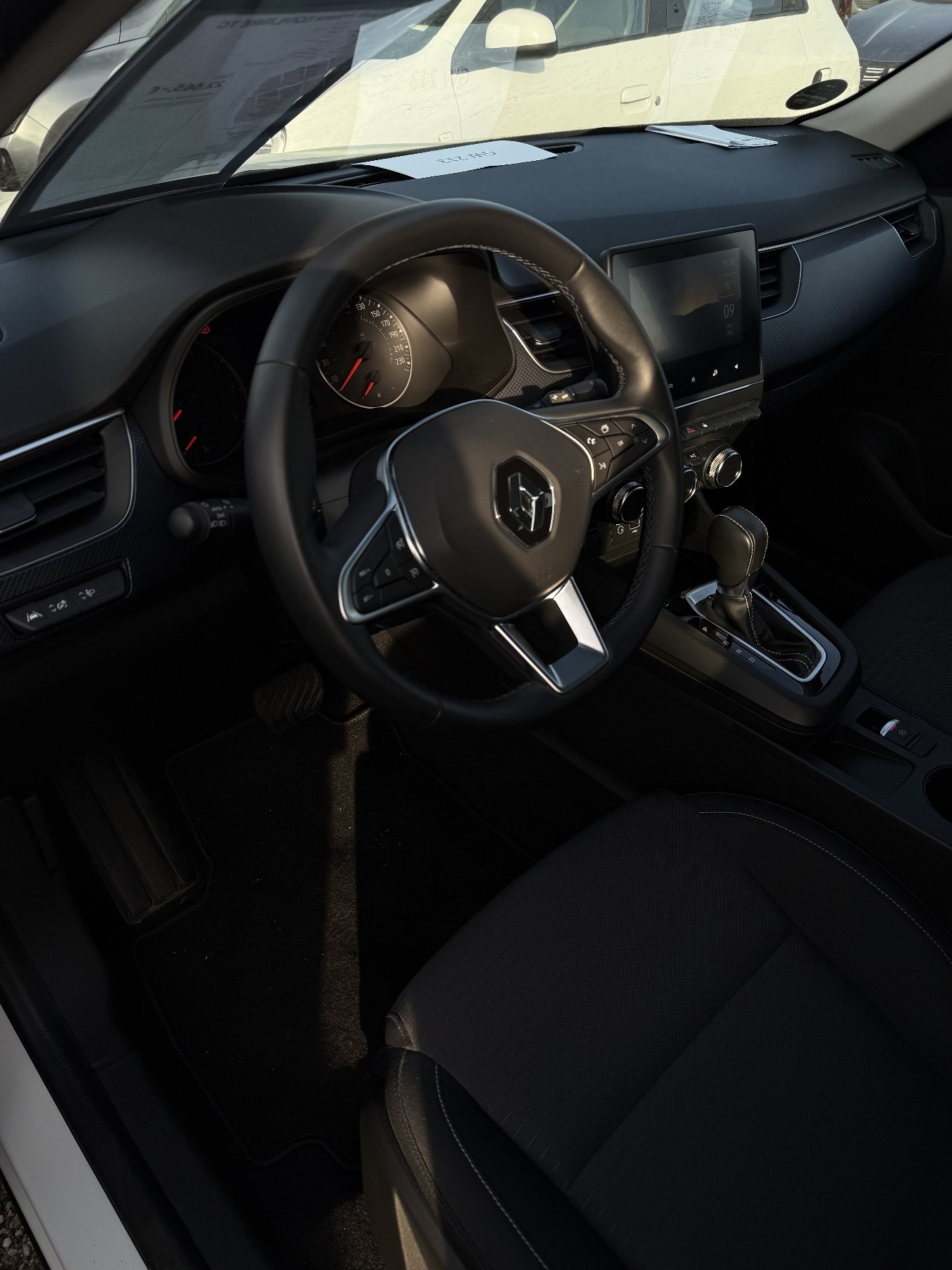 Renault Arkana – Bild 15