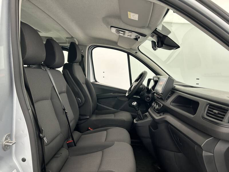 Renault Trafic Combi