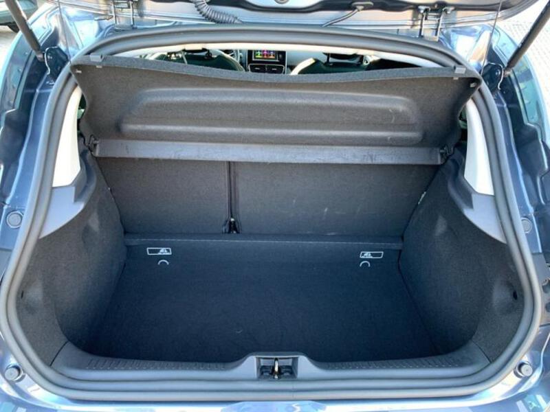 Fahrzeugabbildung Clio Collection TCe 90 Bild 12 von 15