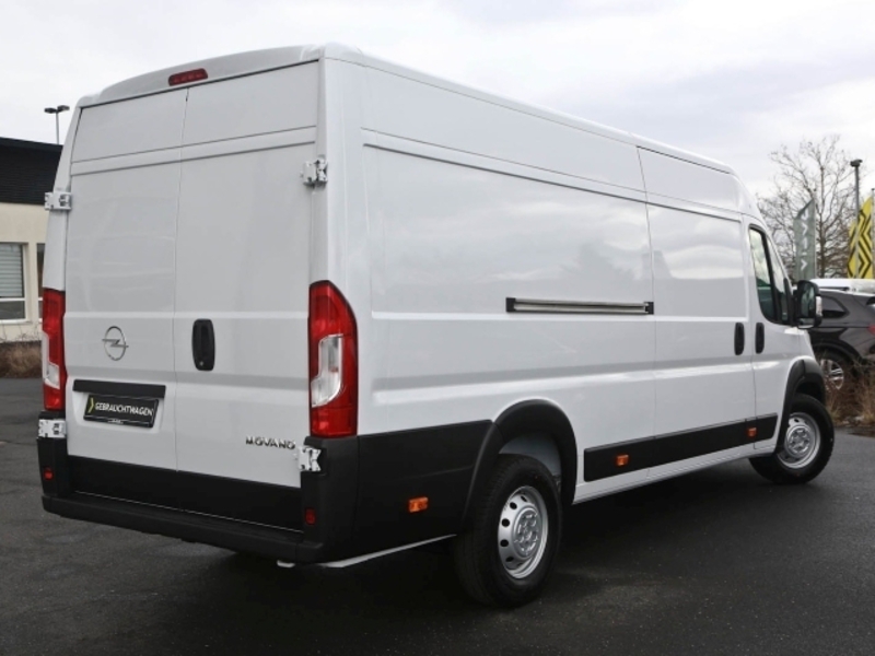 Opel Movano