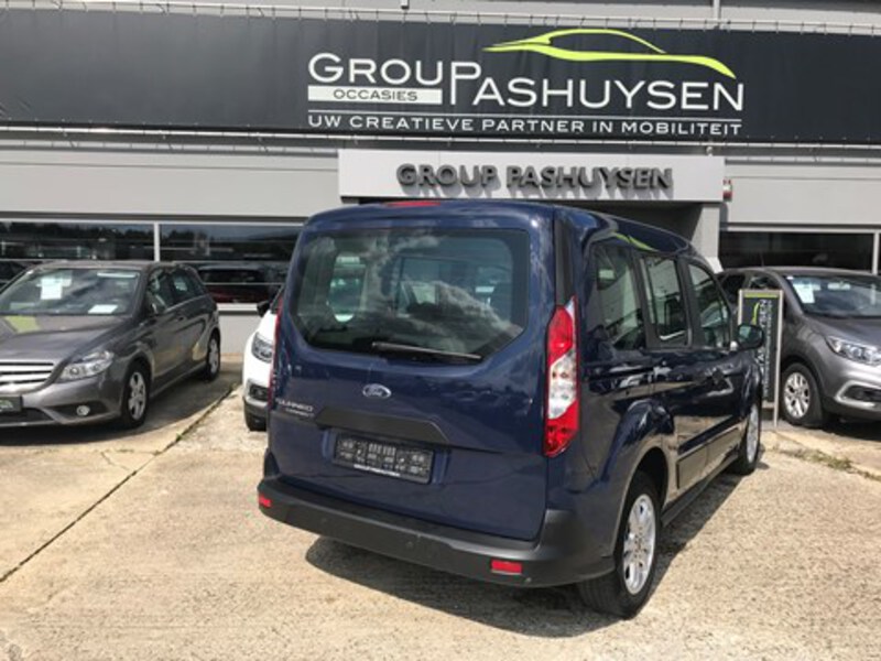 Ford Tourneo