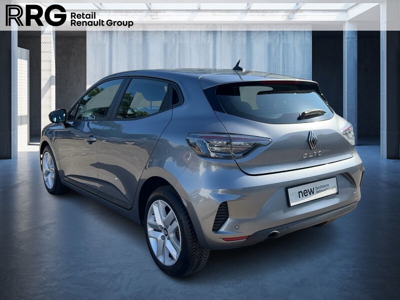 Fahrzeugabbildung Clio Apple CarPlay PDC KLIMA BT Bild 4 von 20
