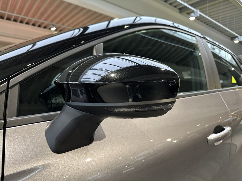 Fahrzeugabbildung Captur Evolution TCe 90 PS Bild 30 von 50