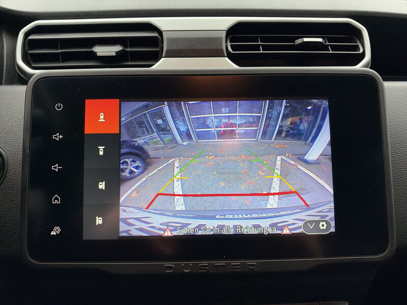 Fahrzeugabbildung Duster Scheckheft 360° Navi PDC Bild 17 von 20