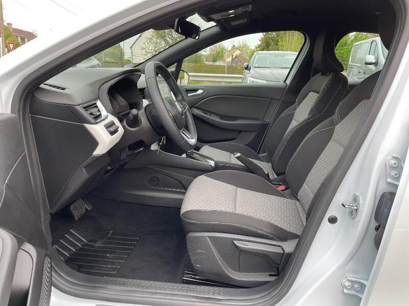 Renault Clio V