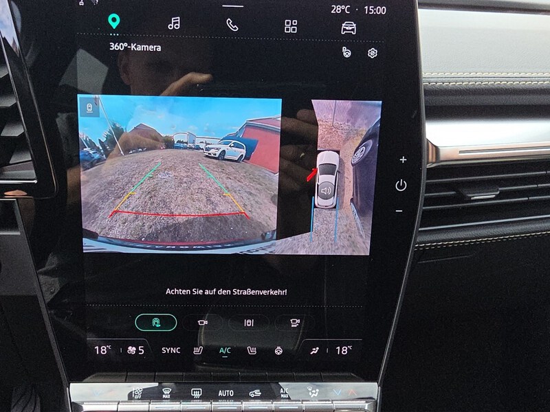 Fahrzeugabbildung Megane E-TECH Navi Sitzheizung Rückfahrkamera Bild 13 von 15