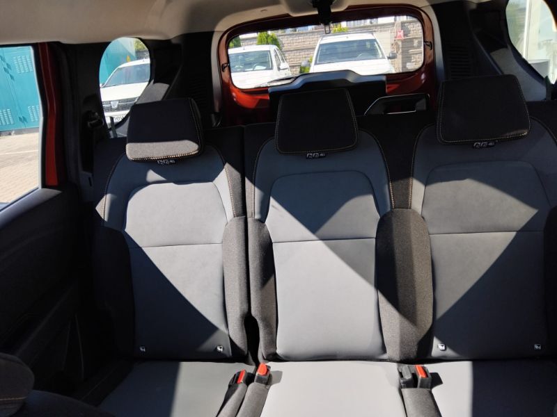 DACIA Jogger 2024 — imagine 39