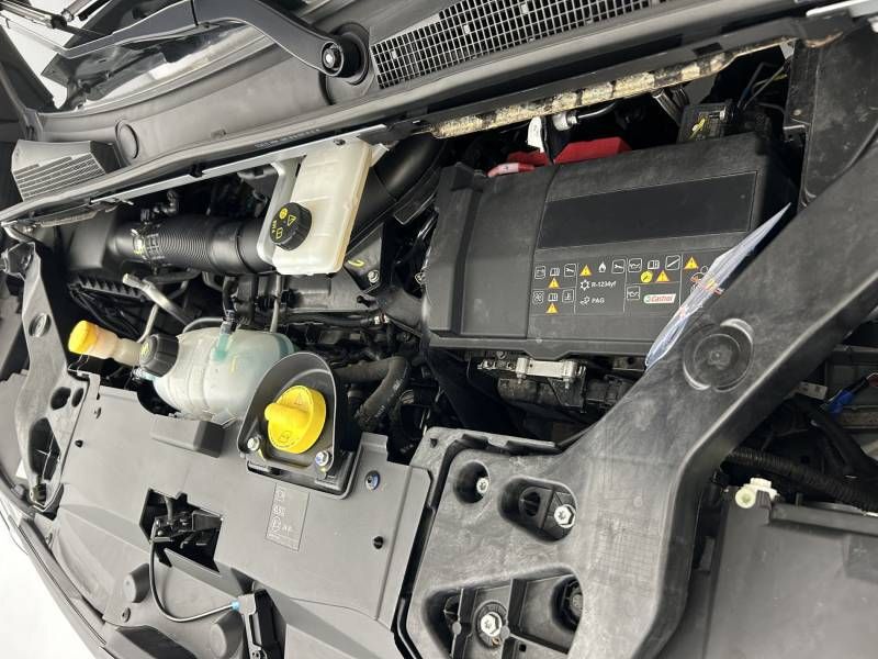 Renault Trafic Combi