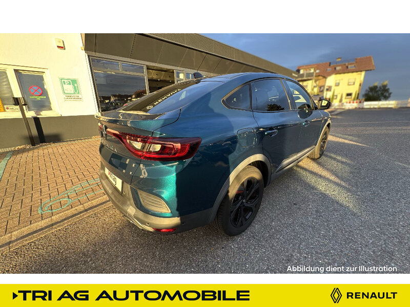 Fahrzeugabbildung Arkana OSE-Soundsystem Autobahn- und Stauassistent RS Bild 4 von 24