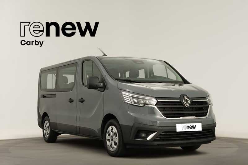 RENAULT Trafic Trafic 2.0 Blue dCi L2 Grand Equilibre — photo 2