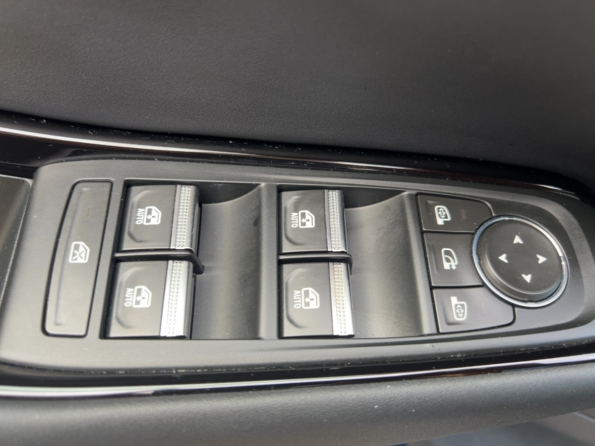 Renault Rafale – Bild 14