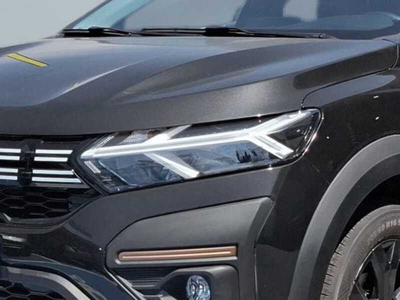 DACIA Sandero TCe 90 Stepway Extreme — photo 3