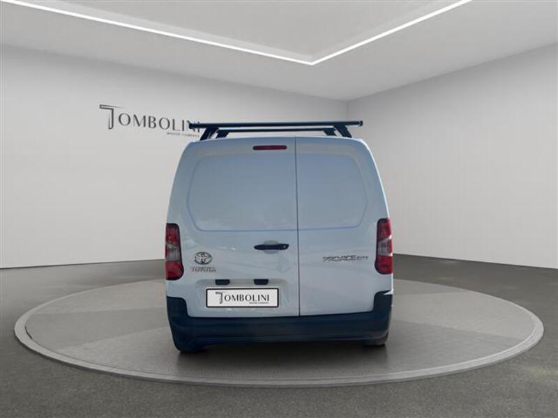 Toyota Proace City