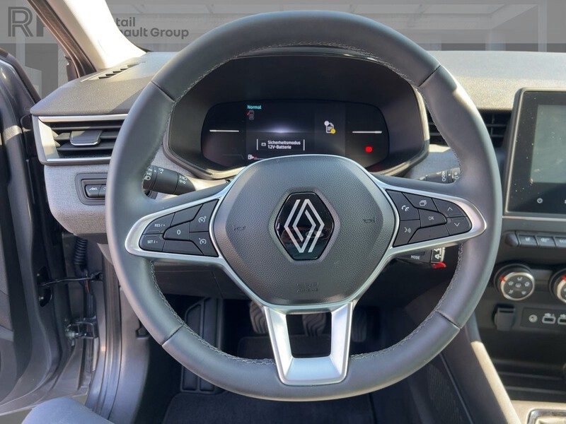 Fahrzeugabbildung Clio Apple CarPlay PDC KLIMA BT Bild 11 von 20