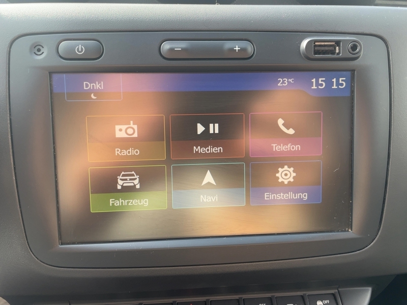 Fahrzeugabbildung Duster II 1.3 TCe 130 Prestige 4WD Bild 9 von 15