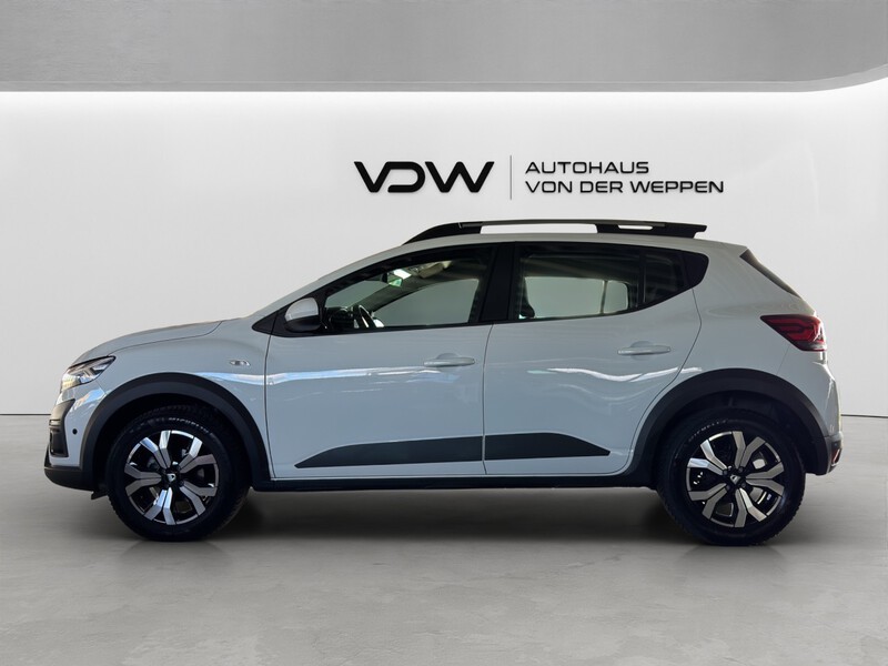 Fahrzeugabbildung Sandero III Stepway Comfort TCe 90 CVT (MY2021) Bild 3 von 15