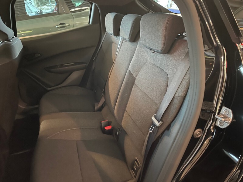 Fahrzeugabbildung Clio Evolution Full Hybrid E-Tech 160 Bild 6 von 10