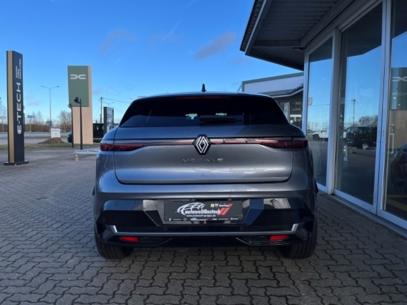 Fahrzeugabbildung Megane E-Tech Techno EV40 CCS Bild 5 von 14