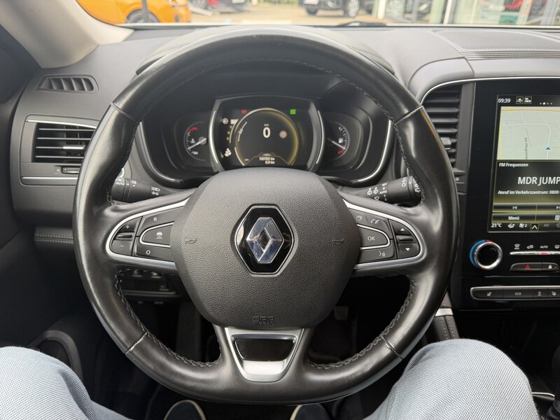 Fahrzeugabbildung Koleos X-Tronic-CVT Bild 16 von 46