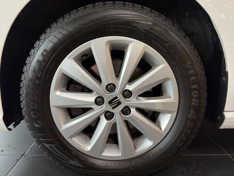 Fahrzeugabbildung Ibiza Style Edition 1.0 TSI 85 kW (116 PS) 7-Gang-DSG Bild 6 von 15