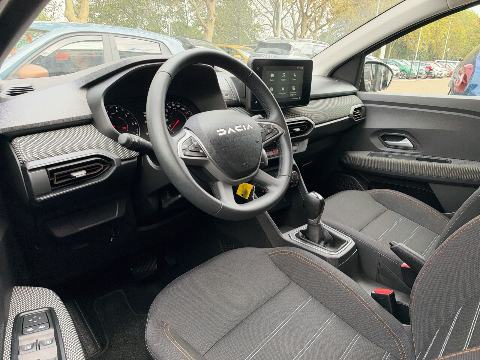 Dacia Sandero – Bild 10