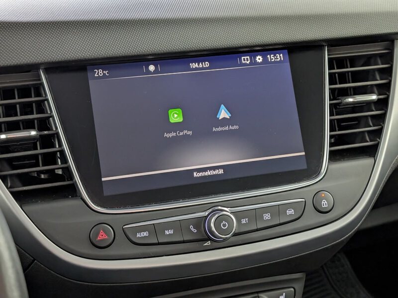 Fahrzeugabbildung Crossland X 1.2 Turbo Edition Navi LED Klima Bild 23 von 33