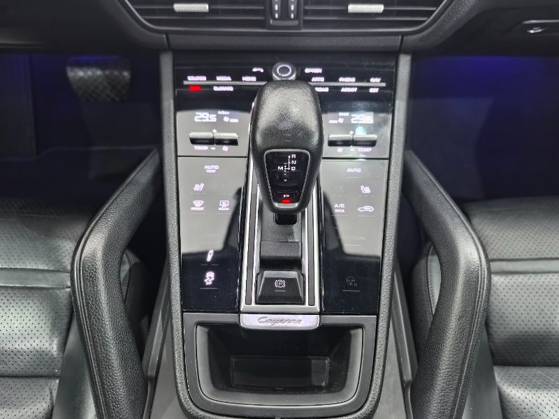 PORSCHE Cayenne Coupe 2020 — imagine 50