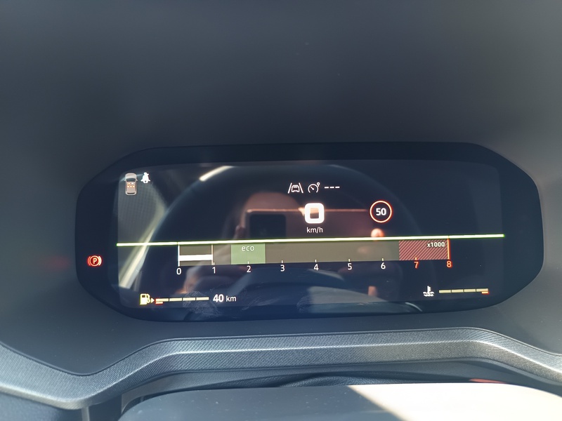 Fahrzeugabbildung Bigster Journey TCe 140 Bild 11 von 13