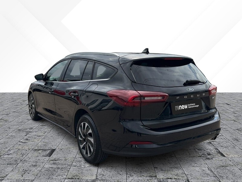 Fahrzeugabbildung Focus Titanium 1.0 EcoBoost Hybrid Bild 3 von 21
