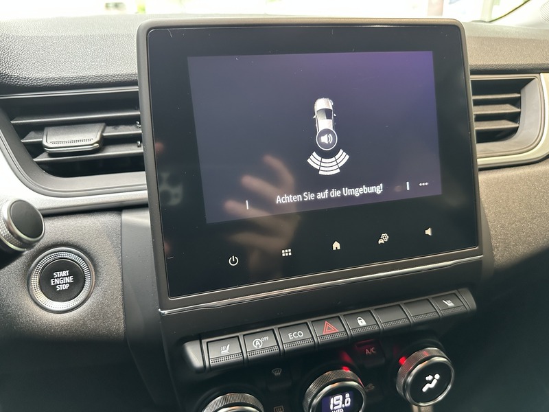 Fahrzeugabbildung Captur EXPERIENCE TCe 90 Bild 44 von 50
