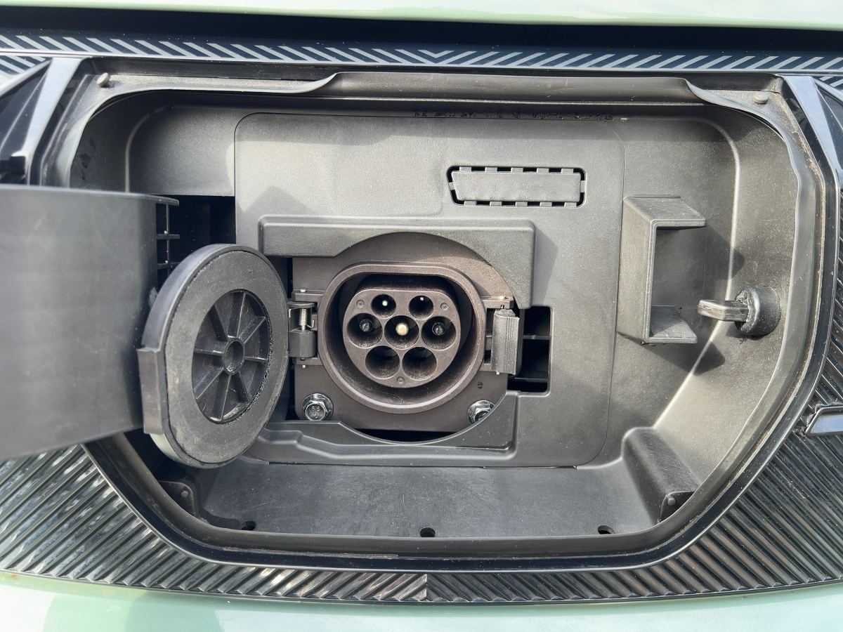 Dacia Spring – Bild 19