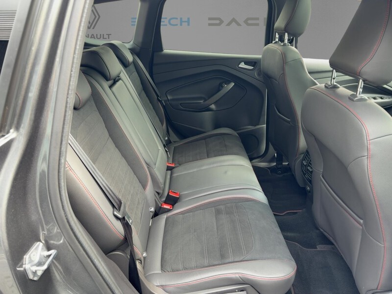 Fahrzeugabbildung Kuga 1.5 EcoBoost ST-Line 4x4 Start/Stopp Bild 12 von 26