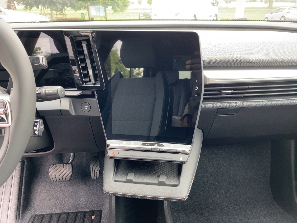 Renault Megane E-TECH – Bild 11